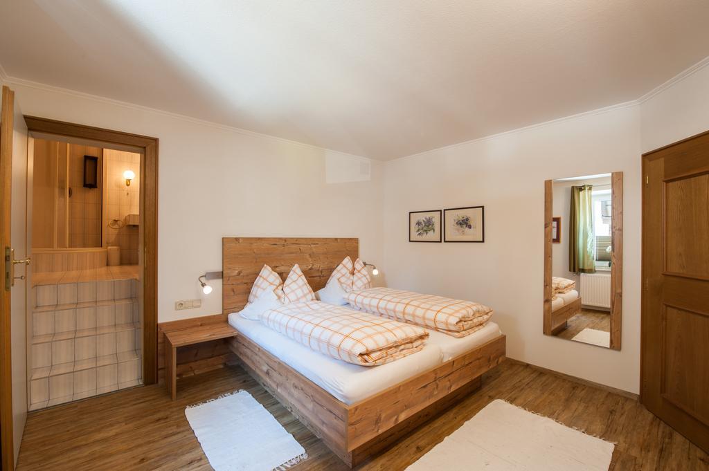 Appartements Al Castagno 埃尔瓦尔德 外观 照片