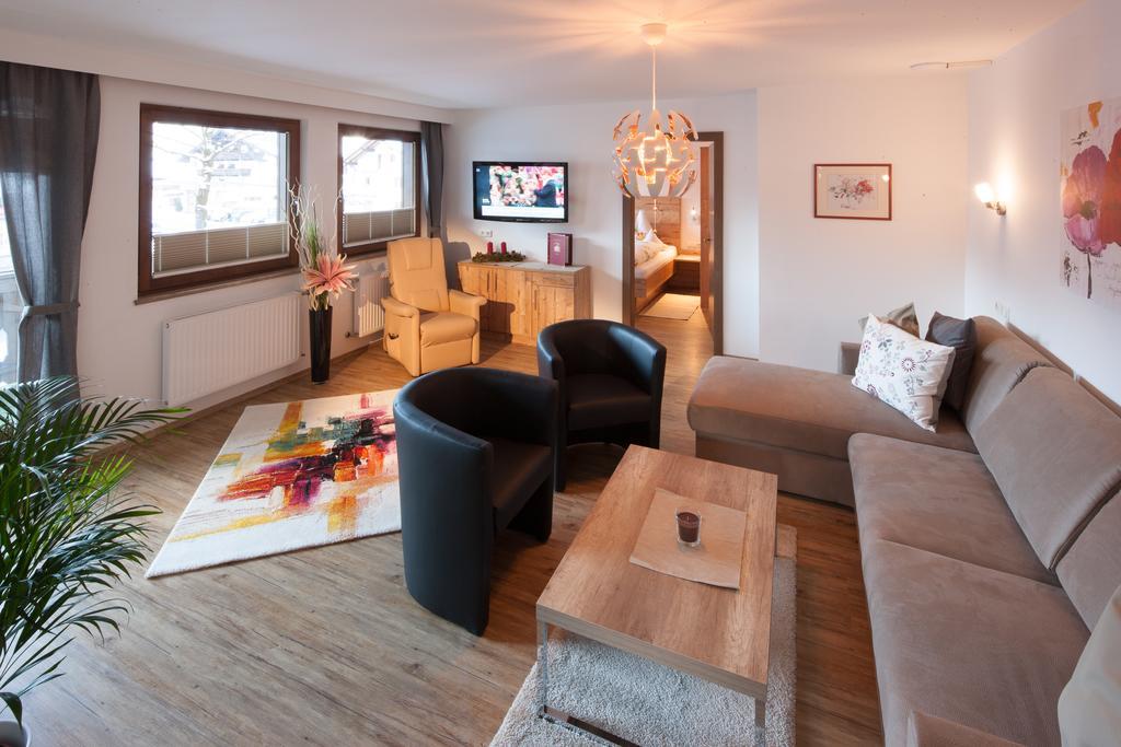 Appartements Al Castagno 埃尔瓦尔德 外观 照片