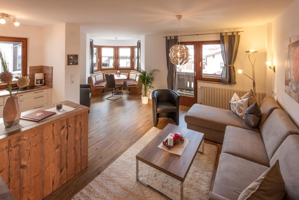 Appartements Al Castagno 埃尔瓦尔德 外观 照片
