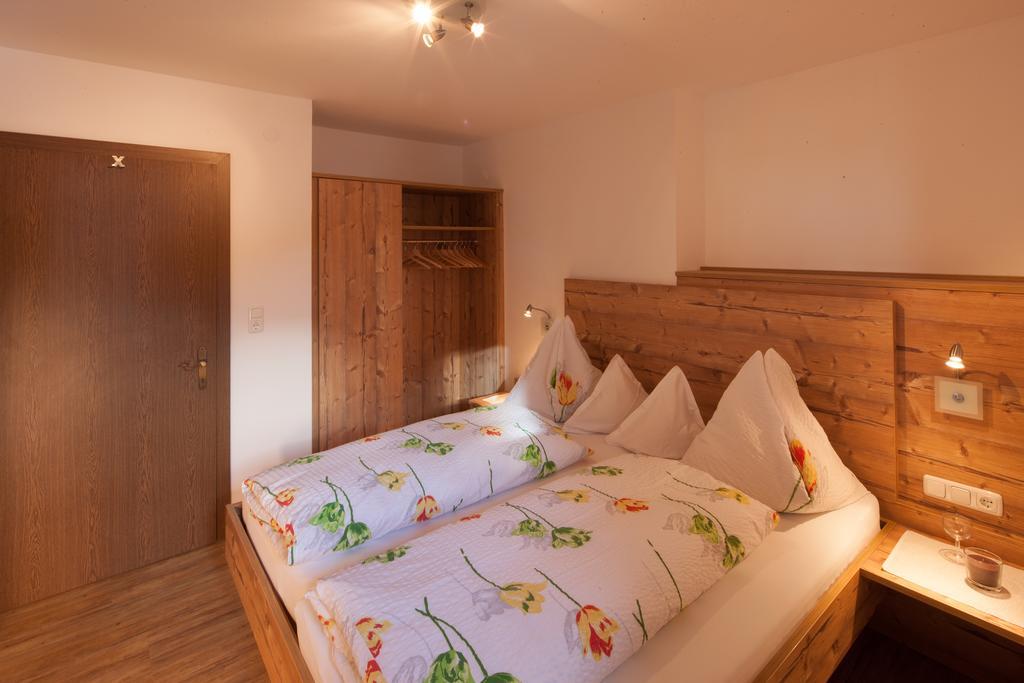 Appartements Al Castagno 埃尔瓦尔德 外观 照片